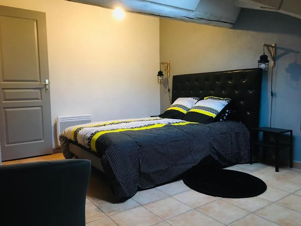 La Calade Apartment La Tour-d'Aigues